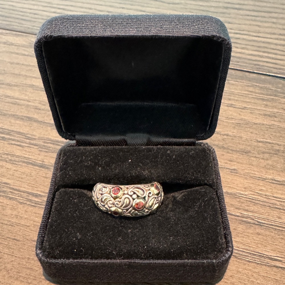 Samuel B. Intricate Sterling Silver 18K Ring with Garnet Sz 6 - Picture 3 of 8